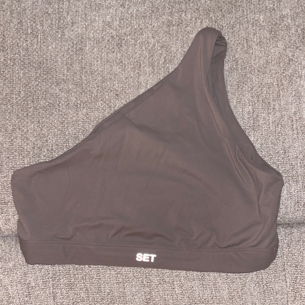 SET ACTIVE LUXFORM ONE
SHOULDER BRA